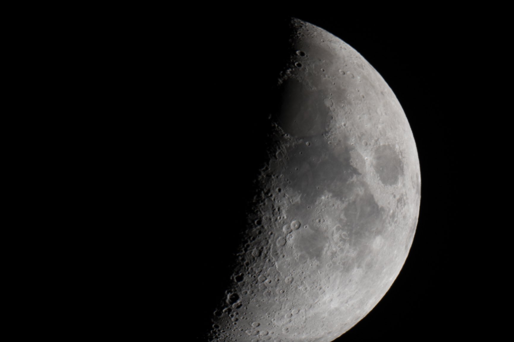 CREDIT Julian Haber-0E7A1112-20180619 The moon - up close